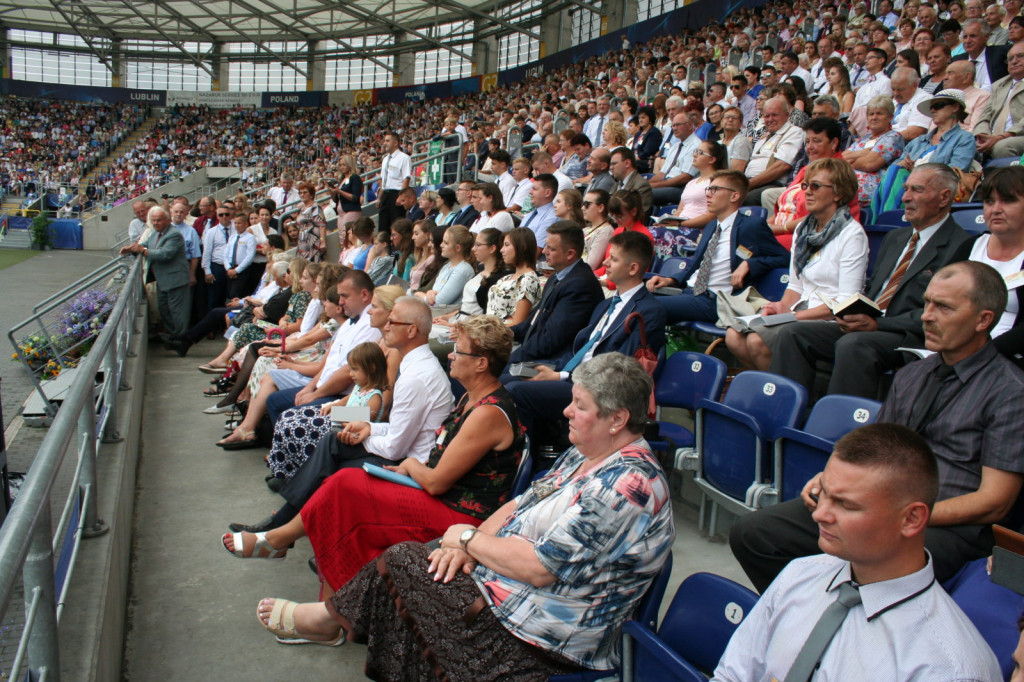 Lublin: Chrzest na stadionie [FOTO]