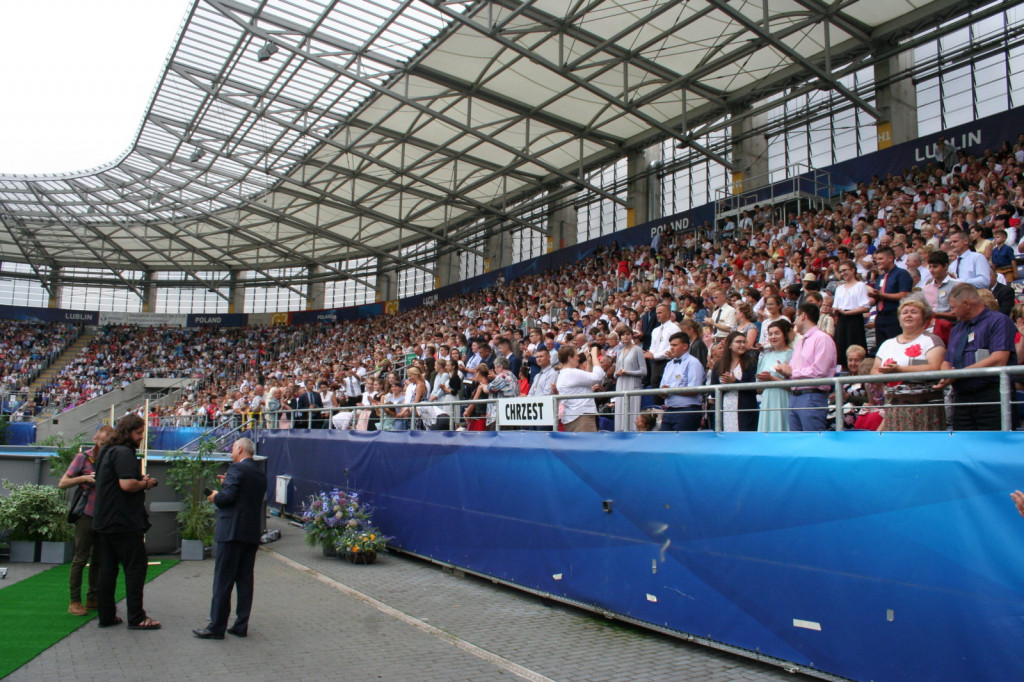 Lublin: Chrzest na stadionie [FOTO]