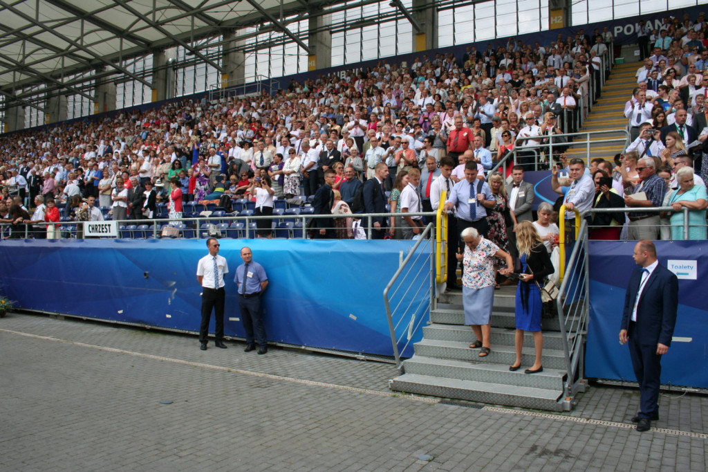 Lublin: Chrzest na stadionie [FOTO]