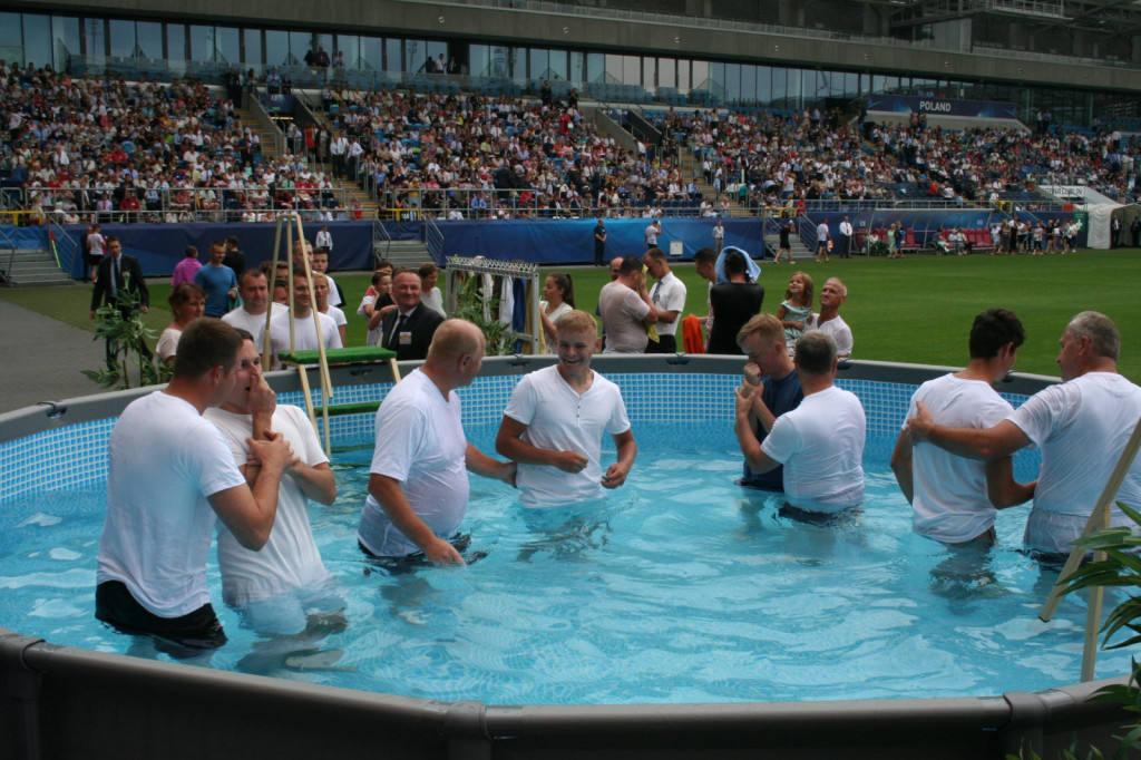 Lublin: Chrzest na stadionie [FOTO]