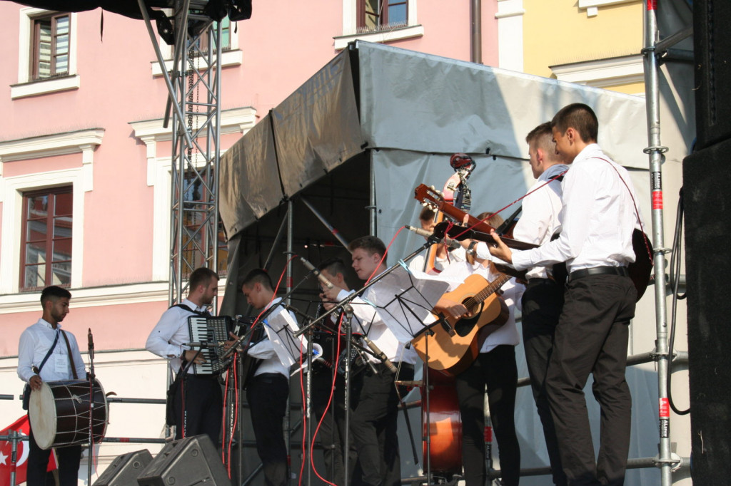 Zamość: II Międzynarodowy Festiwal Folklorystyczny 