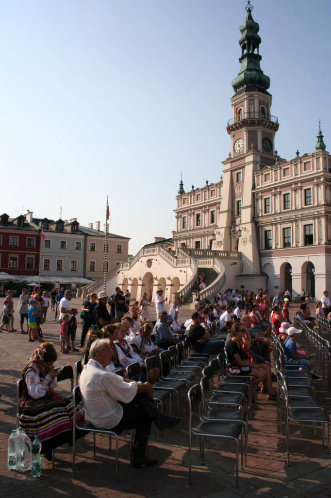 Zamość: II Międzynarodowy Festiwal Folklorystyczny 