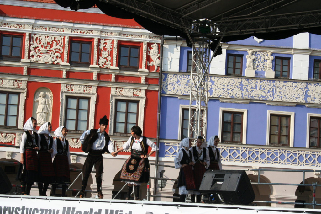 Zamość: II Międzynarodowy Festiwal Folklorystyczny 