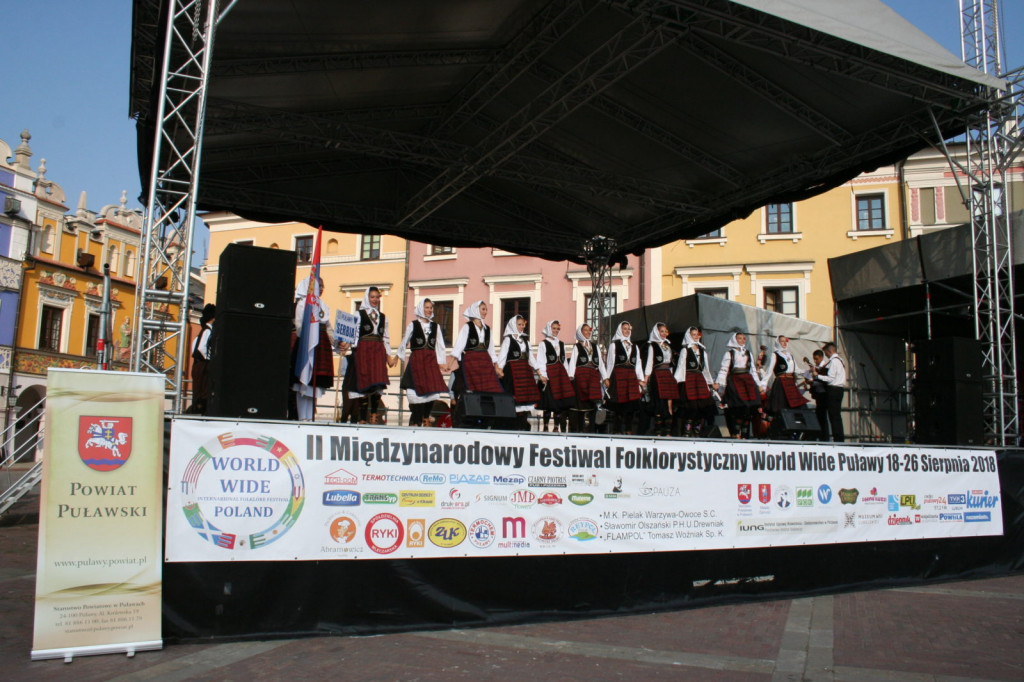 Zamość: II Międzynarodowy Festiwal Folklorystyczny 