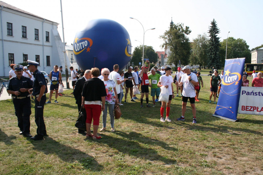 Zamość: XXXI Czteroetapowy Bieg Pokoju Pamięci Dzieci Zamojszczyzny! [FOTO]