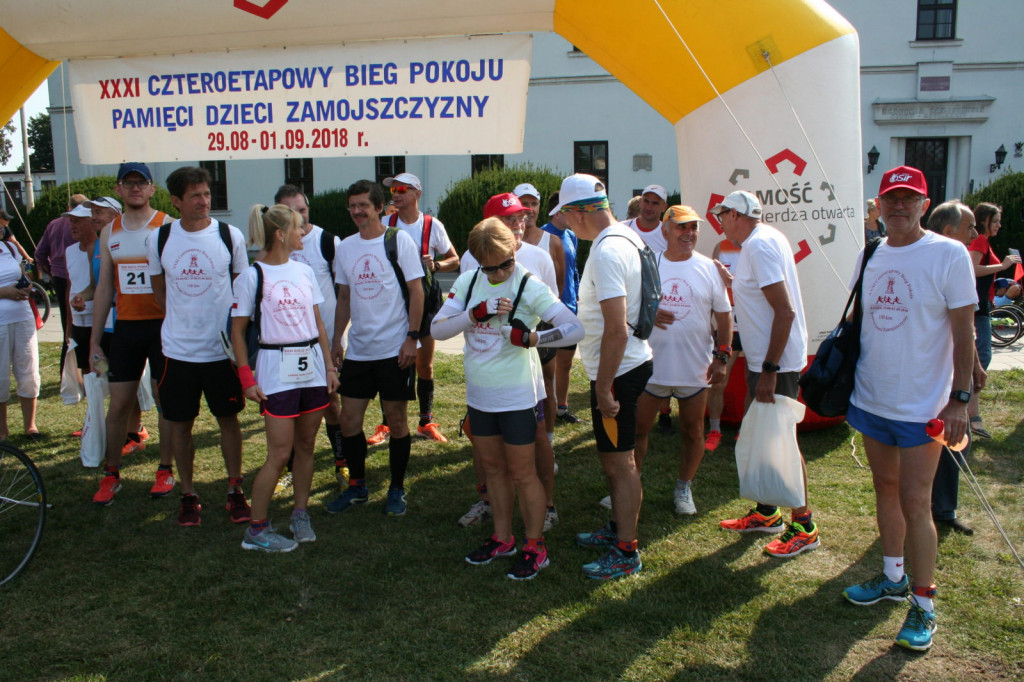 Zamość: XXXI Czteroetapowy Bieg Pokoju Pamięci Dzieci Zamojszczyzny! [FOTO]