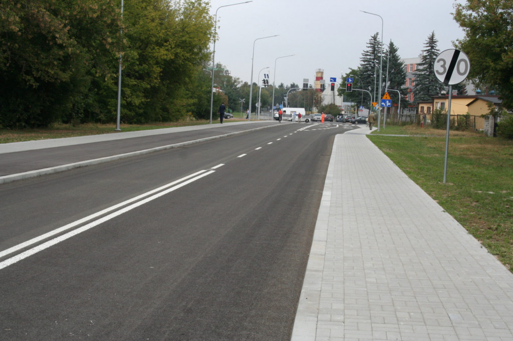 Zamość: Łącznik Prosta - Namysłowskiego otwarty dla kierowców, rowerzystów i pieszych [FOTO]