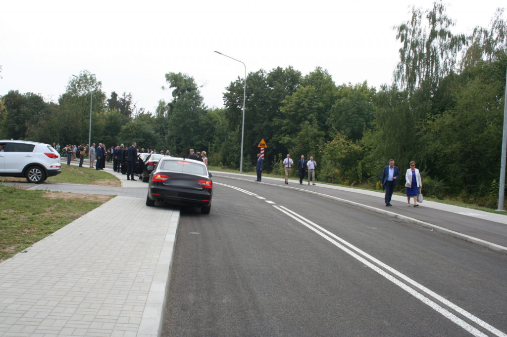 Zamość: Łącznik Prosta - Namysłowskiego otwarty dla kierowców, rowerzystów i pieszych [FOTO]