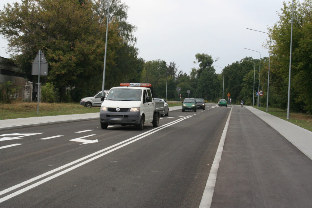 Zamość: Łącznik Prosta - Namysłowskiego otwarty dla kierowców, rowerzystów i pieszych [FOTO]
