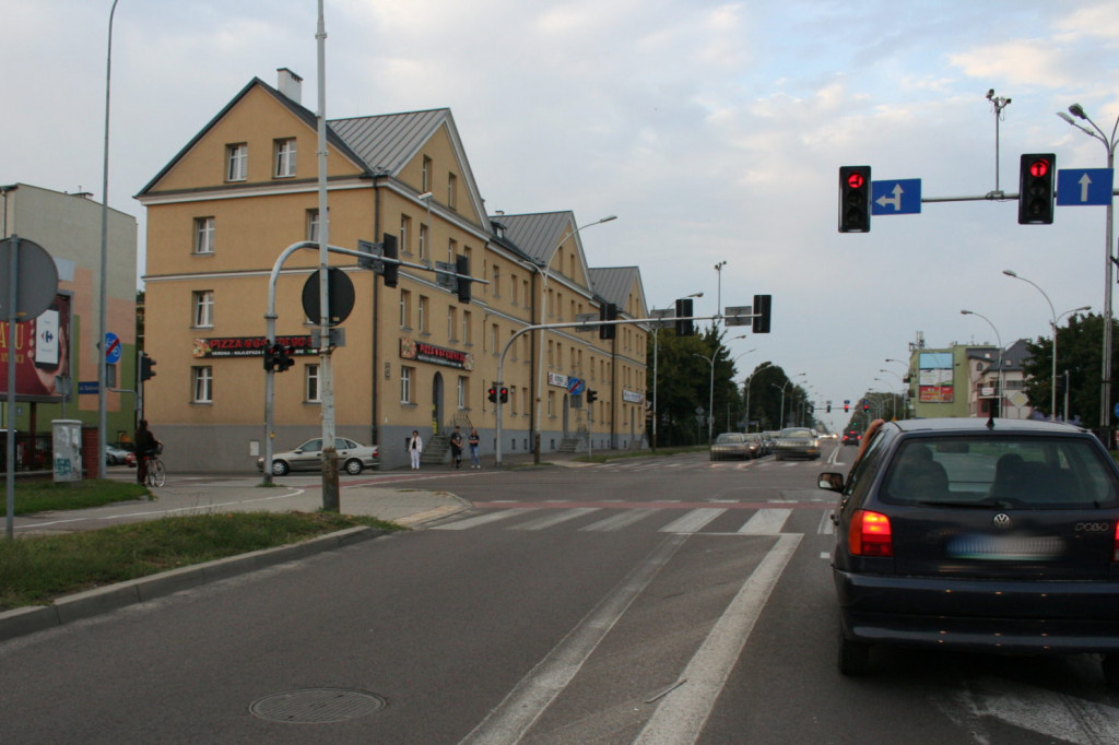 Zamość: Będzie więcej integracyjnych płytek chodnikowych