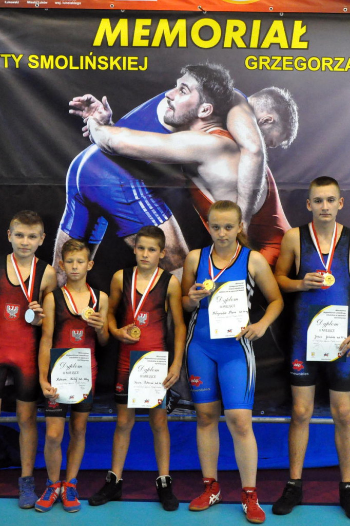 Łuków: Pogoń się rozpędza - Zapasy