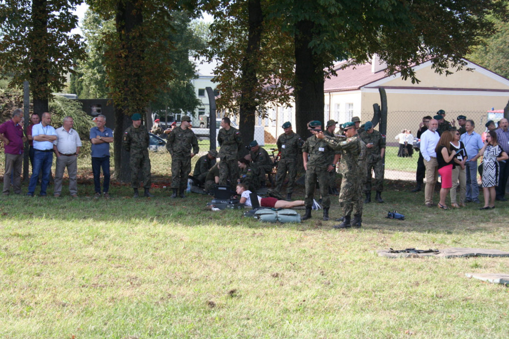 Zamość: Dzień Otwarty Koszar przyciągnął wielu zwiedzających [FOTO]