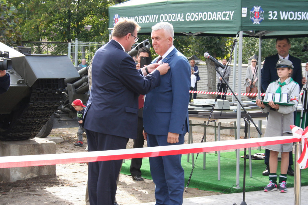 Bondyrz: Otwarcie ekspozycji pn. 