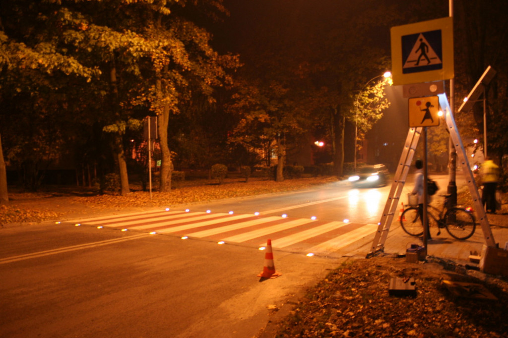 Zamość: Nowe oznakowanie przejścia na ul. Wojska Polskiego