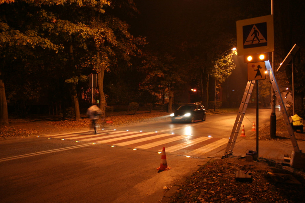 Zamość: Nowe oznakowanie przejścia na ul. Wojska Polskiego