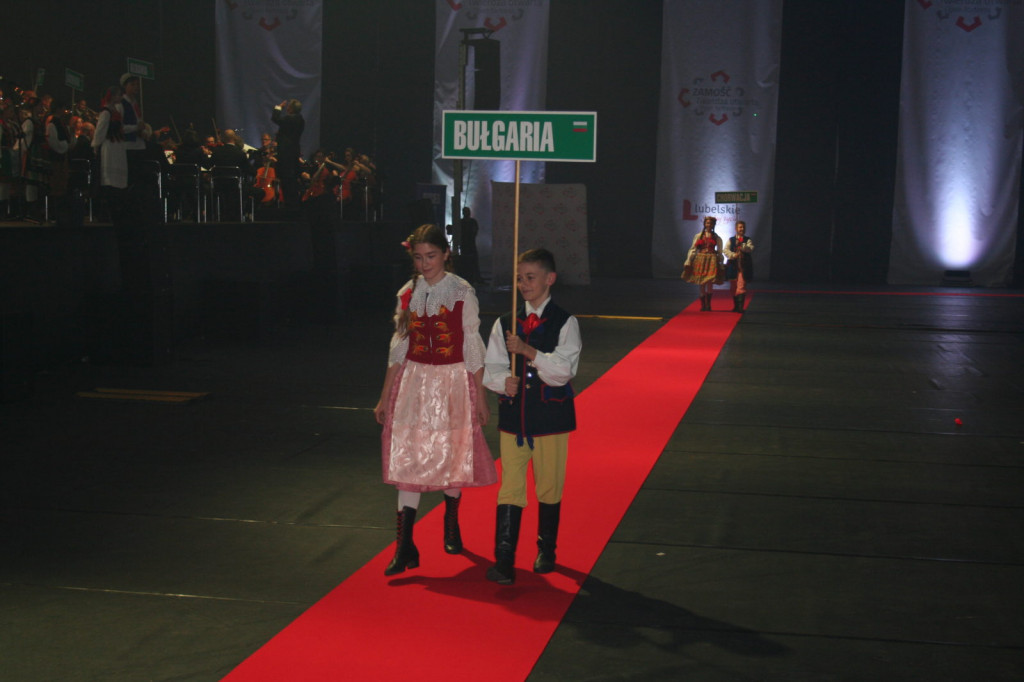 Zamość: Ceremonia otwarcia Mistrzostw Europy U20 i U23 [Zamojszczyzna, Namysłowiacy, Night Rider Symphony - FOTO]