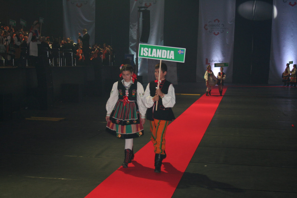 Zamość: Ceremonia otwarcia Mistrzostw Europy U20 i U23 [Zamojszczyzna, Namysłowiacy, Night Rider Symphony - FOTO]