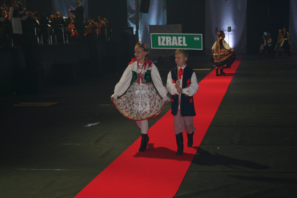 Zamość: Ceremonia otwarcia Mistrzostw Europy U20 i U23 [Zamojszczyzna, Namysłowiacy, Night Rider Symphony - FOTO]