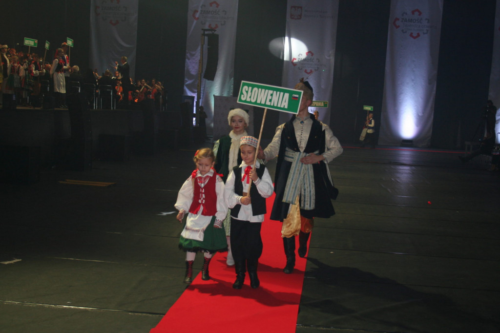 Zamość: Ceremonia otwarcia Mistrzostw Europy U20 i U23 [Zamojszczyzna, Namysłowiacy, Night Rider Symphony - FOTO]