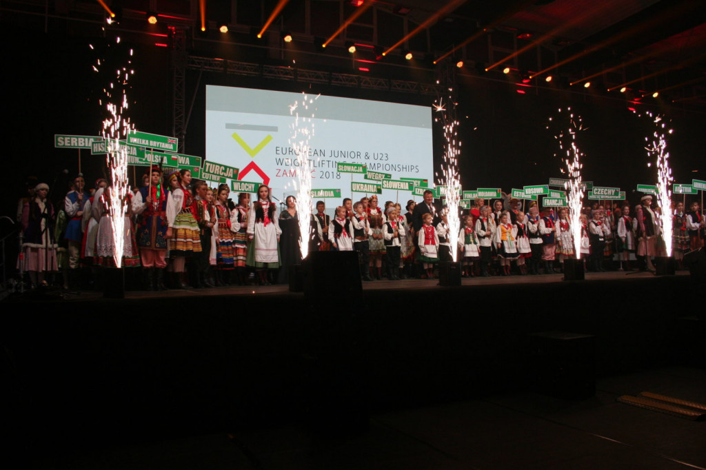 Zamość: Ceremonia otwarcia Mistrzostw Europy U20 i U23 [Zamojszczyzna, Namysłowiacy, Night Rider Symphony - FOTO]