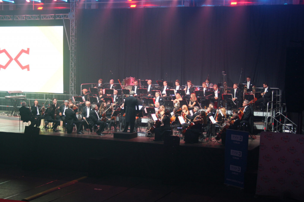Zamość: Ceremonia otwarcia Mistrzostw Europy U20 i U23 [Zamojszczyzna, Namysłowiacy, Night Rider Symphony - FOTO]