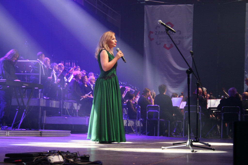 Zamość: Ceremonia otwarcia Mistrzostw Europy U20 i U23 [Zamojszczyzna, Namysłowiacy, Night Rider Symphony - FOTO]