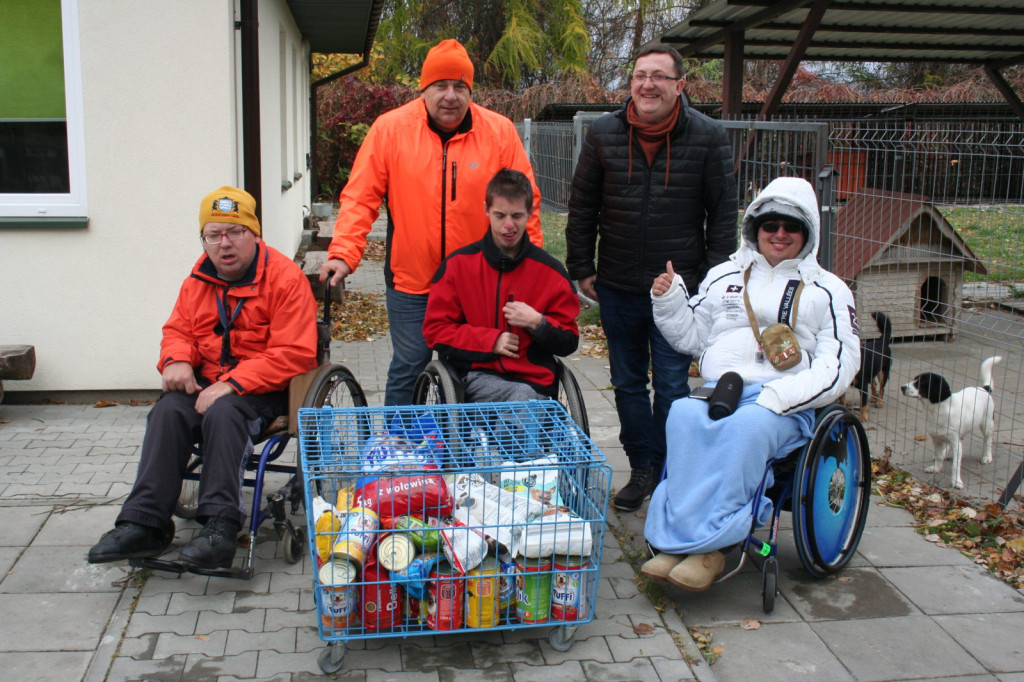 Zamość: Wsparli ideę pomocy porzuconym zwierzętom [FOTO]