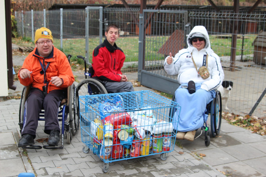 Zamość: Wsparli ideę pomocy porzuconym zwierzętom [FOTO]