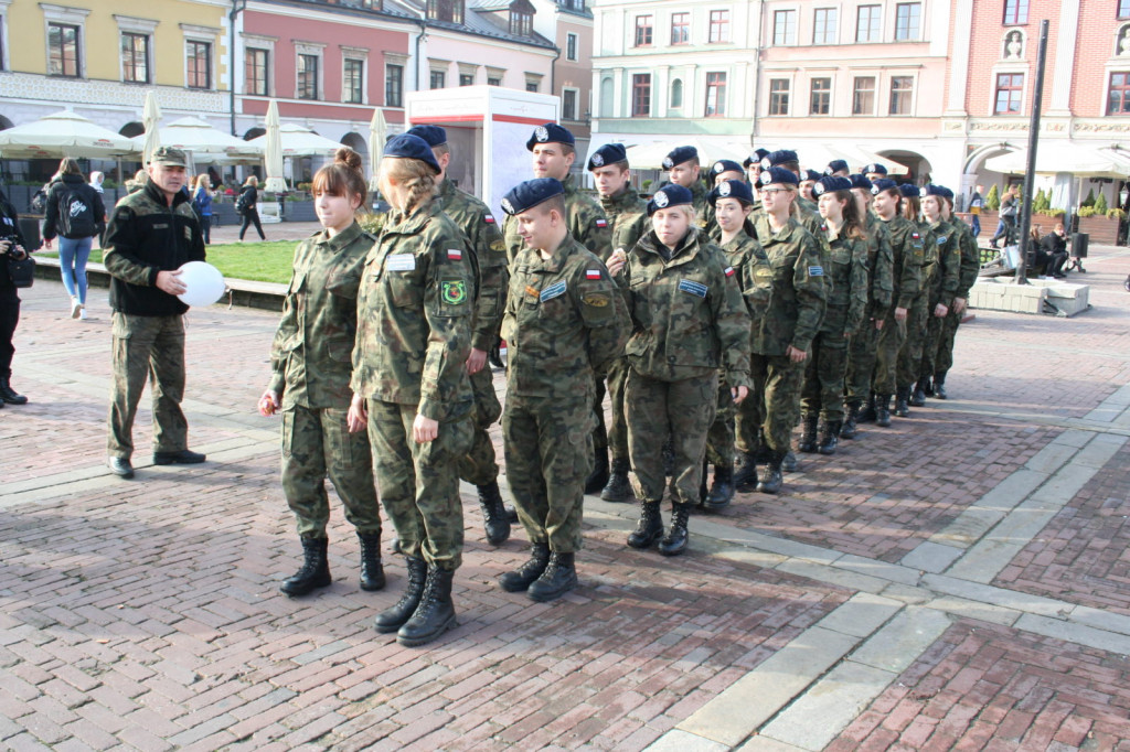 Zamość: Wypuścili w niebo 100 balonów [FOTO]