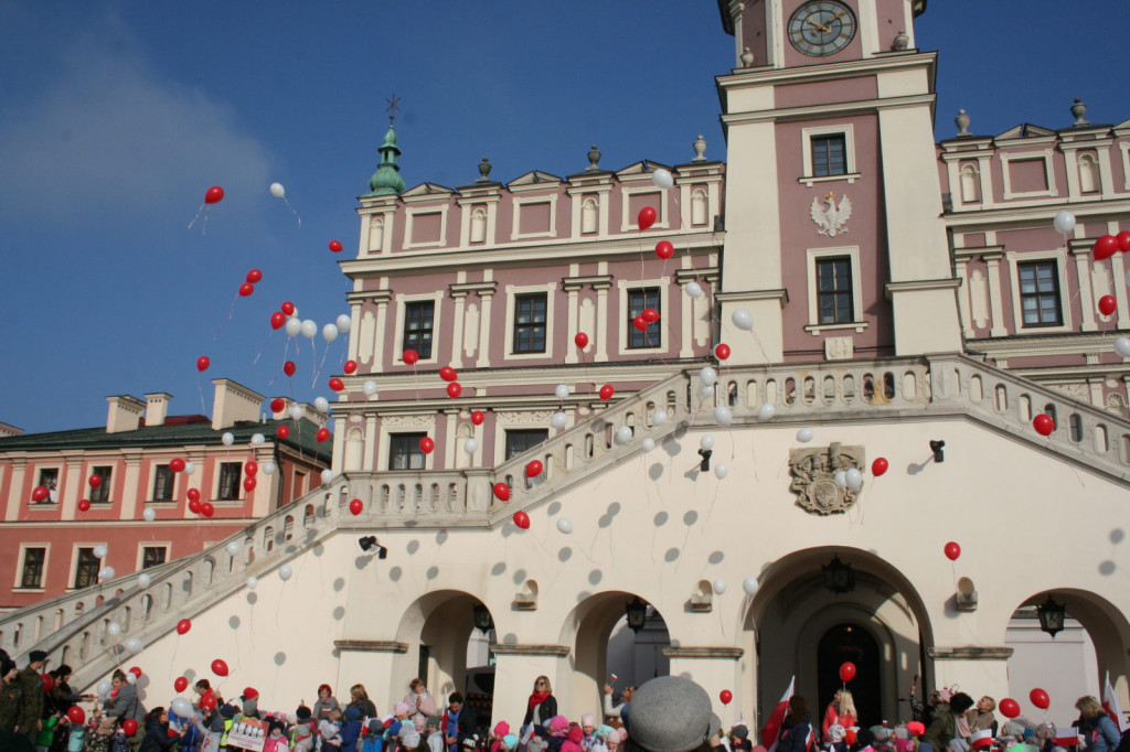 Zamość: Wypuścili w niebo 100 balonów [FOTO]