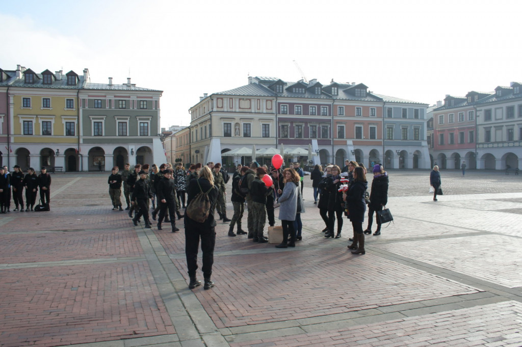 Zamość: Wypuścili w niebo 100 balonów [FOTO]