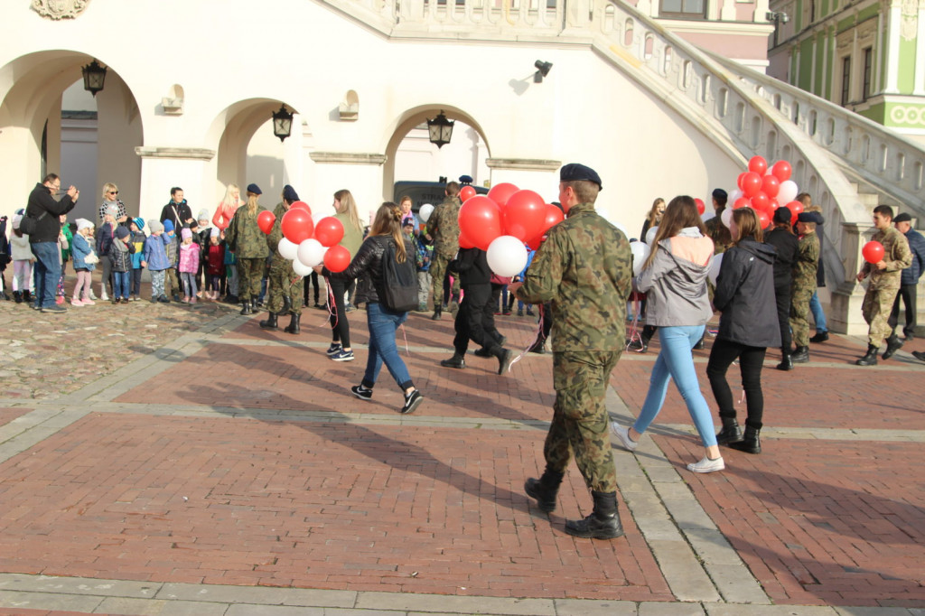 Zamość: Wypuścili w niebo 100 balonów [FOTO]