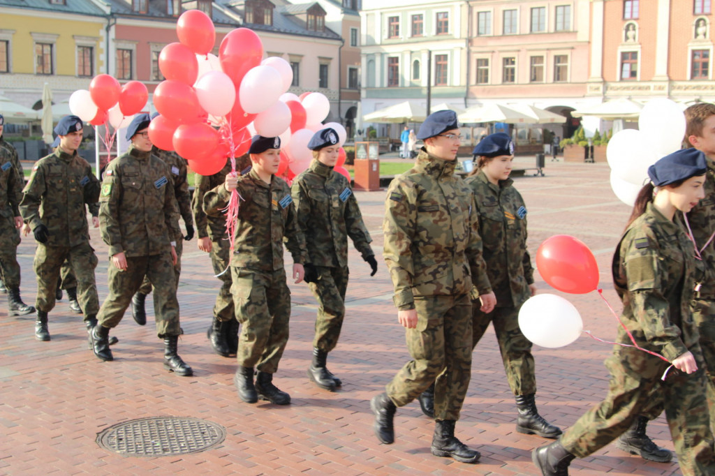 Zamość: Wypuścili w niebo 100 balonów [FOTO]