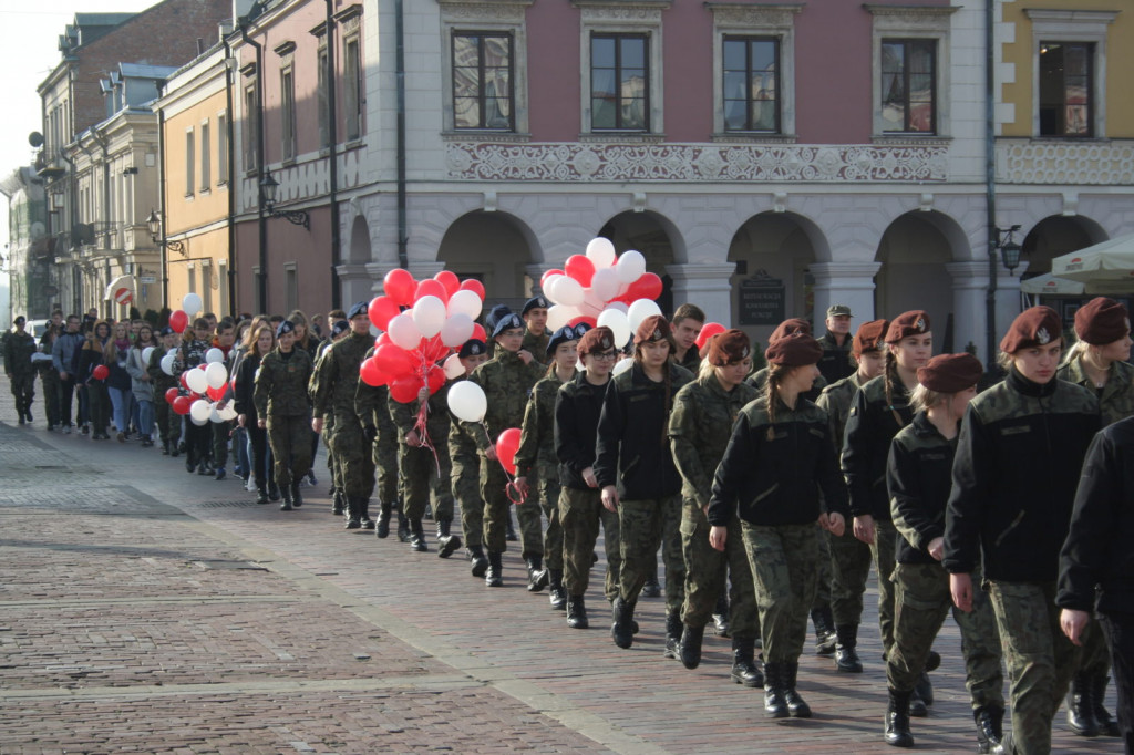 Zamość: Wypuścili w niebo 100 balonów [FOTO]