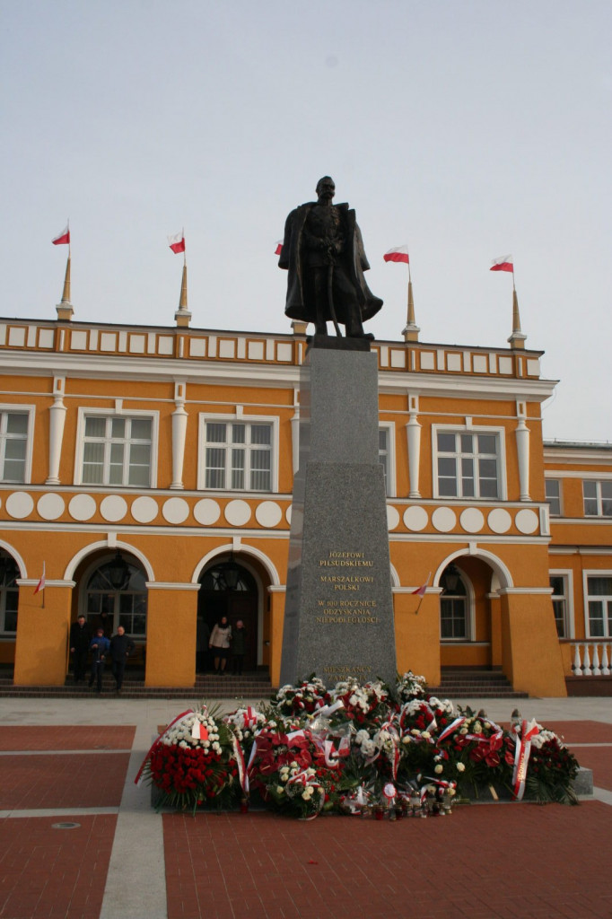 Zamość: Koncert patriotyczny w wykonaniu uczniów ZNSS 