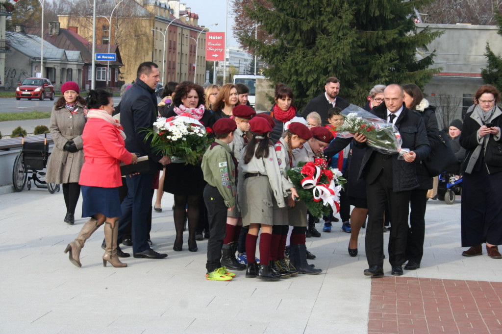Zamość: Koncert patriotyczny w wykonaniu uczniów ZNSS 