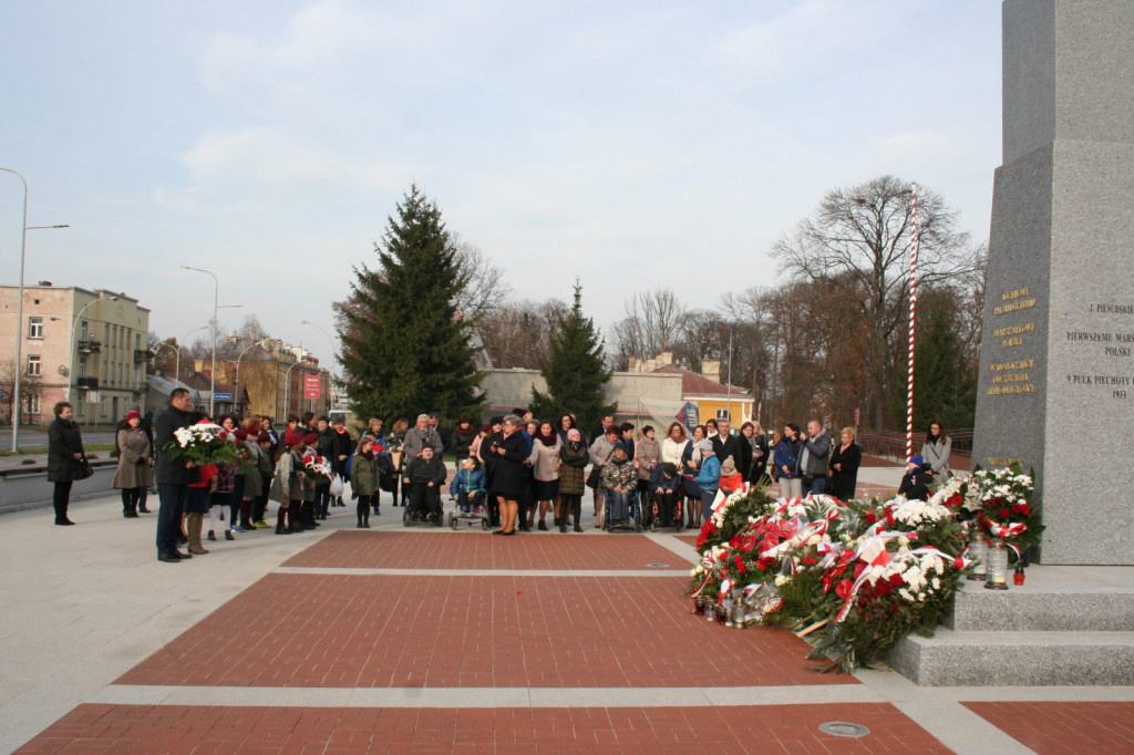 Zamość: Koncert patriotyczny w wykonaniu uczniów ZNSS 