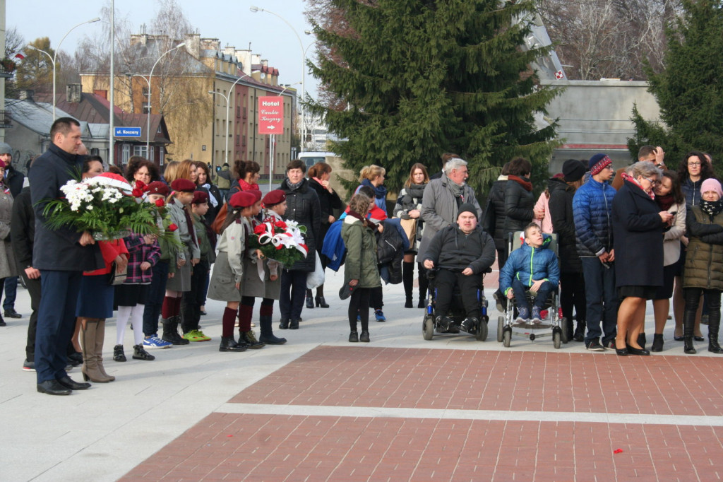 Zamość: Koncert patriotyczny w wykonaniu uczniów ZNSS 