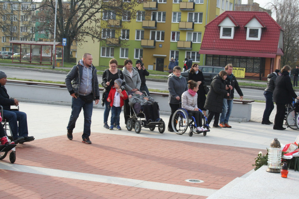 Zamość: Koncert patriotyczny w wykonaniu uczniów ZNSS 