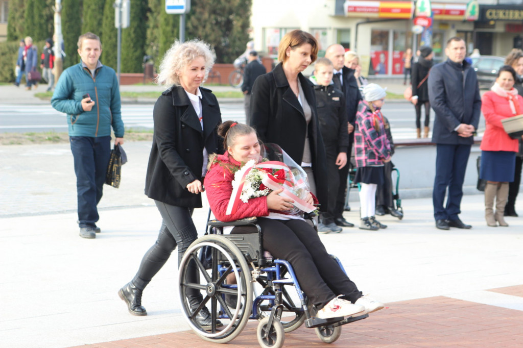 Zamość: Koncert patriotyczny w wykonaniu uczniów ZNSS 