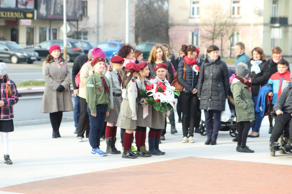 Zamość: Koncert patriotyczny w wykonaniu uczniów ZNSS 