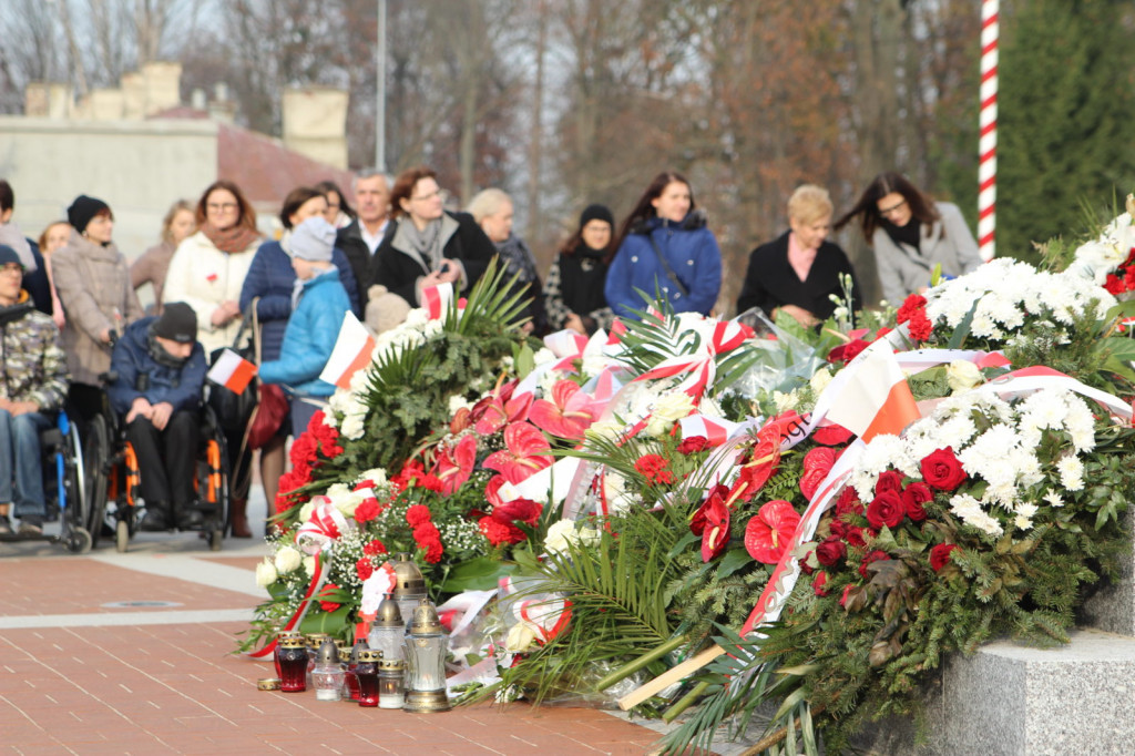 Zamość: Koncert patriotyczny w wykonaniu uczniów ZNSS 