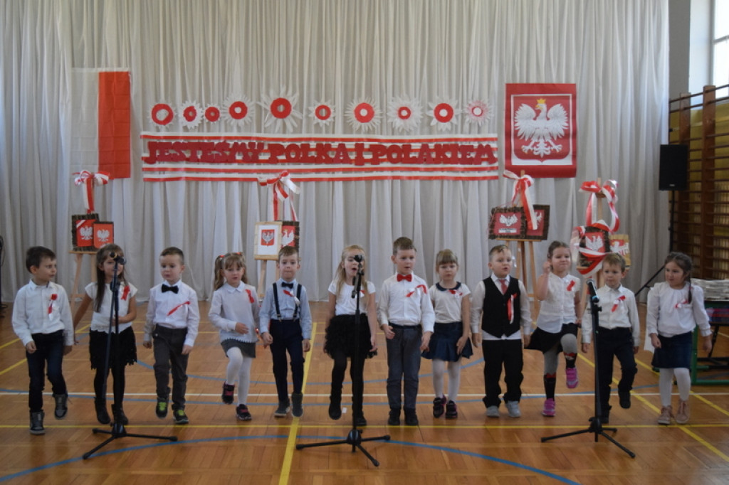 Zamość: Konkurs piosenki patriotycznej dla dzieci z  zamojskich przedszkoli [FOTO]