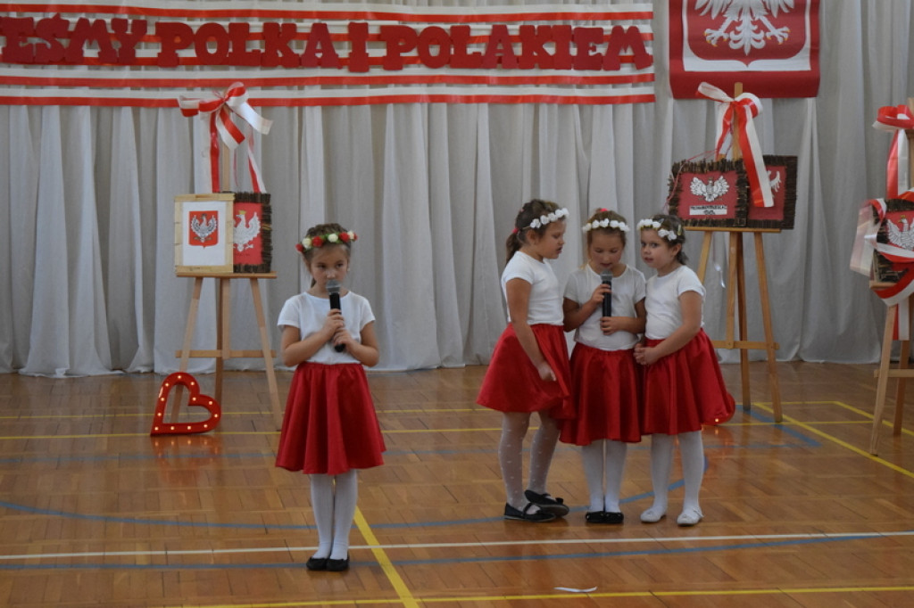 Zamość: Konkurs piosenki patriotycznej dla dzieci z  zamojskich przedszkoli [FOTO]