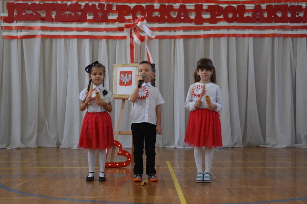 Zamość: Konkurs piosenki patriotycznej dla dzieci z  zamojskich przedszkoli [FOTO]