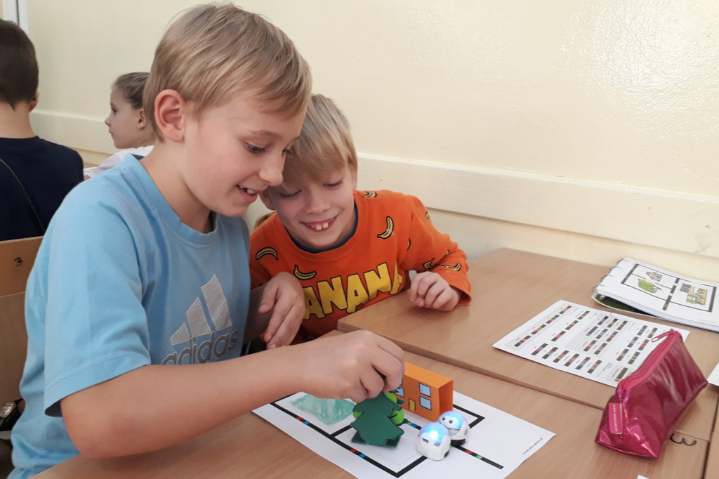 Zamość: Code Week czyli Europejski Tydzień Kodowania  w SP nr 7 [FOTO]
