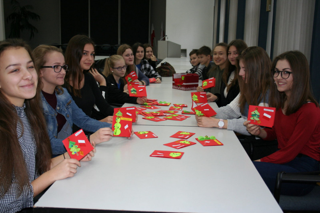 Zamość: Przygotowano ponad 100 paczek dla Kombatantów [FOTO]
