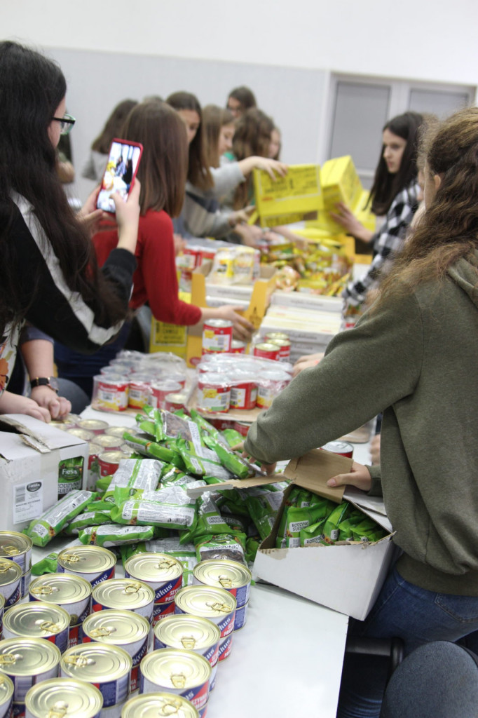 Zamość: Przygotowano ponad 100 paczek dla Kombatantów [FOTO]