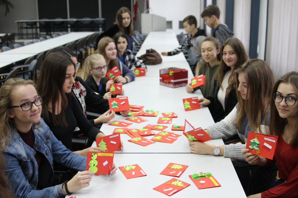 Zamość: Przygotowano ponad 100 paczek dla Kombatantów [FOTO]
