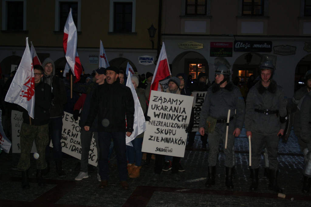 Zamość: Obchody 13 grudnia - 37. rocznica wprowadzenia stanu wojennego [FOTO]